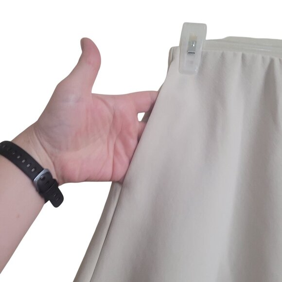 NEW OGL MOVE A-Line Skirt With Pockets Side Zipper Morning Mist Beige XS - Picture 12 of 16